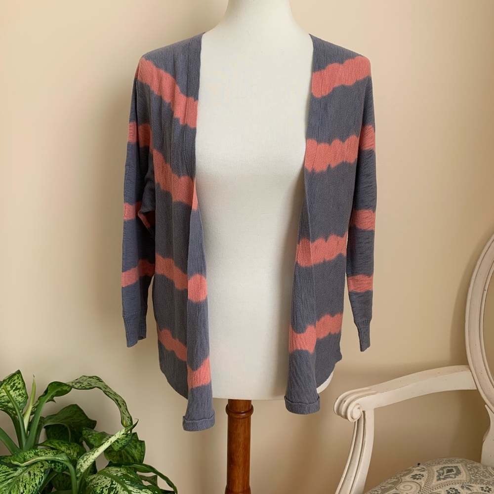 American Eagle Gray/Peach Open Cardigan Sweater
